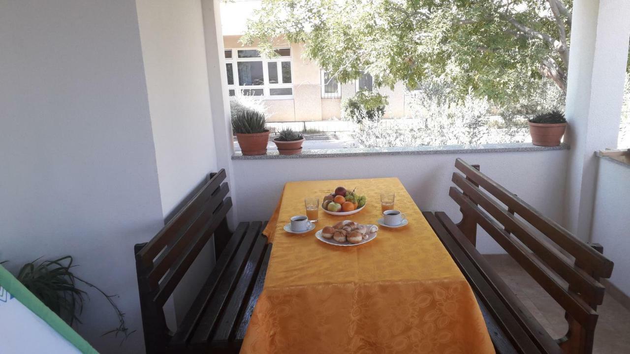 Apartmani Zilic Dugi Rat Kültér fotó
